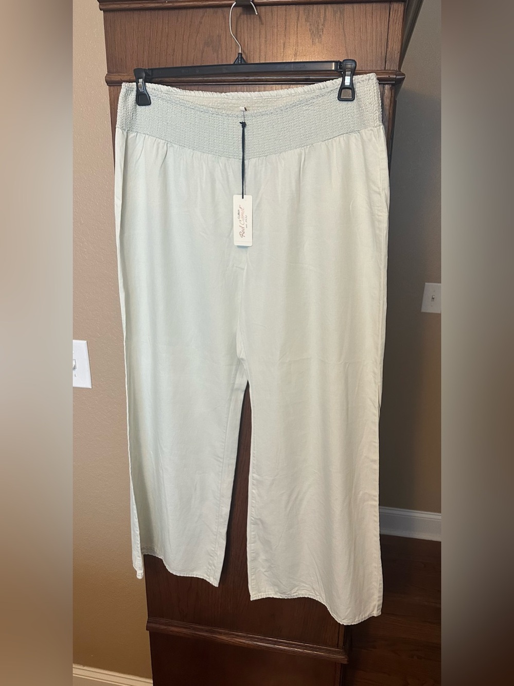 Red Camel Light Green Wide-Leg Pants